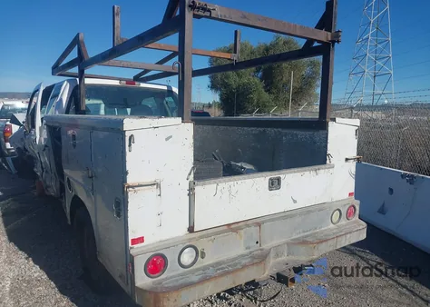 2001 Ford F-250 Lariat/Xl/Xlt z USA, uszkodzony, nr VIN 1FTNX20F21ED51885